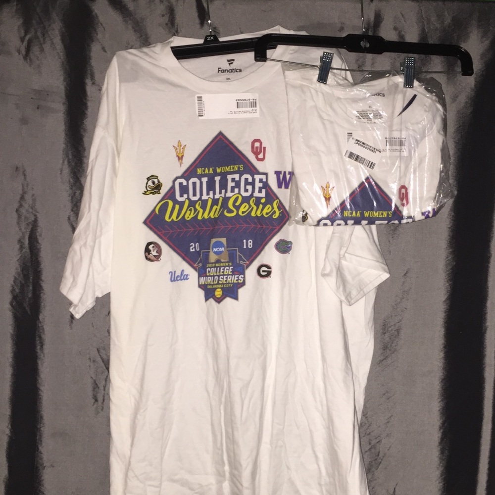 🥎NWTWomen’s College World Series  2018 T Shirts